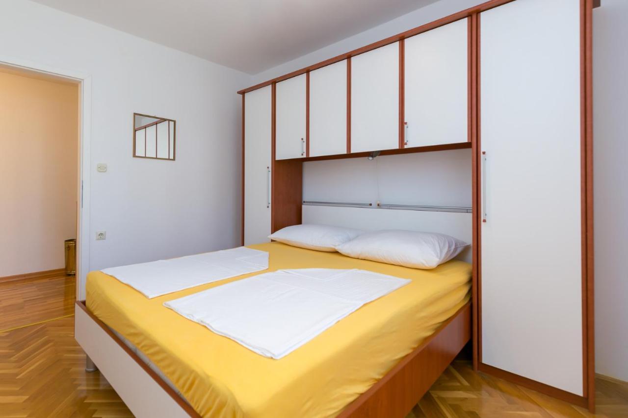 Haus Eva Apartment Новиград Екстериор снимка