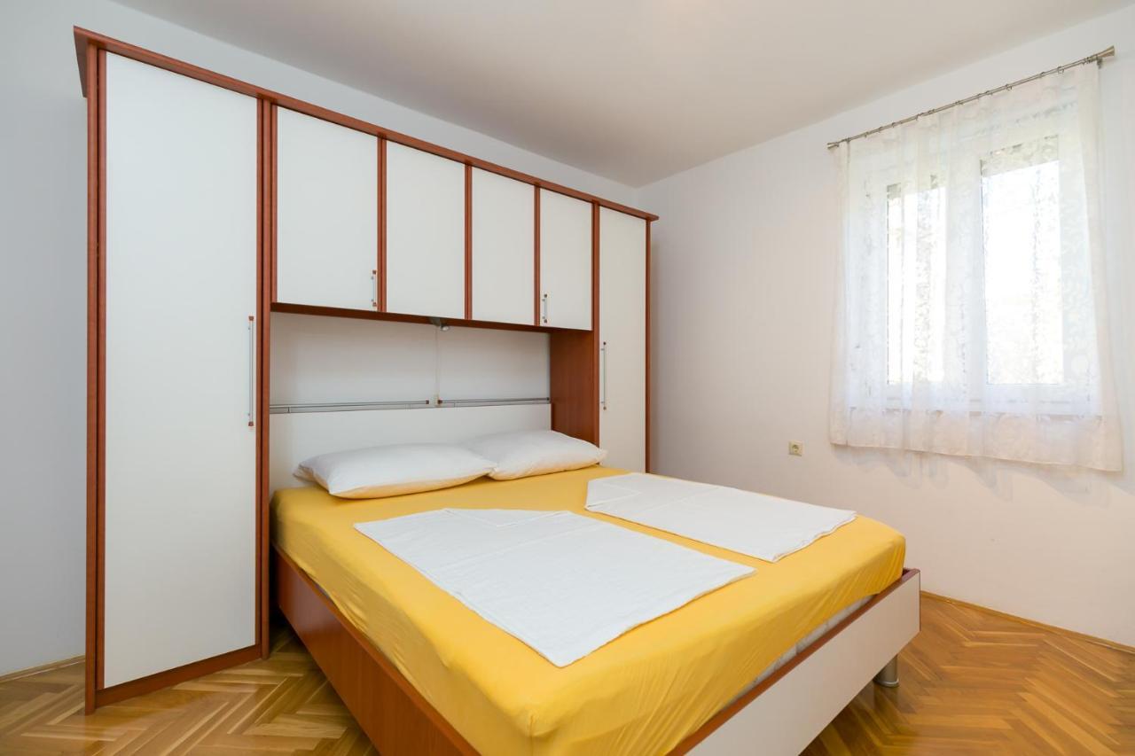 Haus Eva Apartment Новиград Екстериор снимка