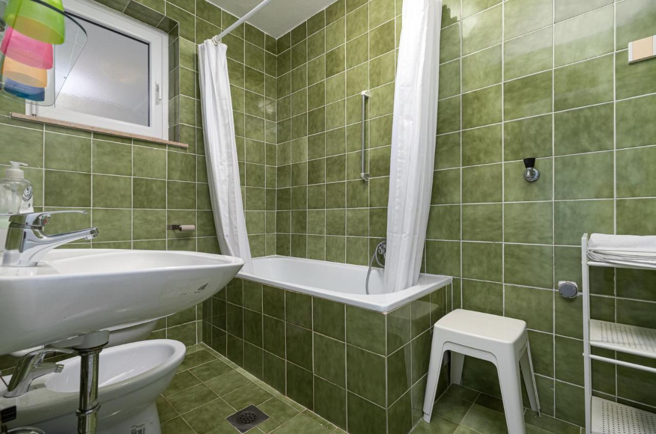 Haus Eva Apartment Новиград Екстериор снимка