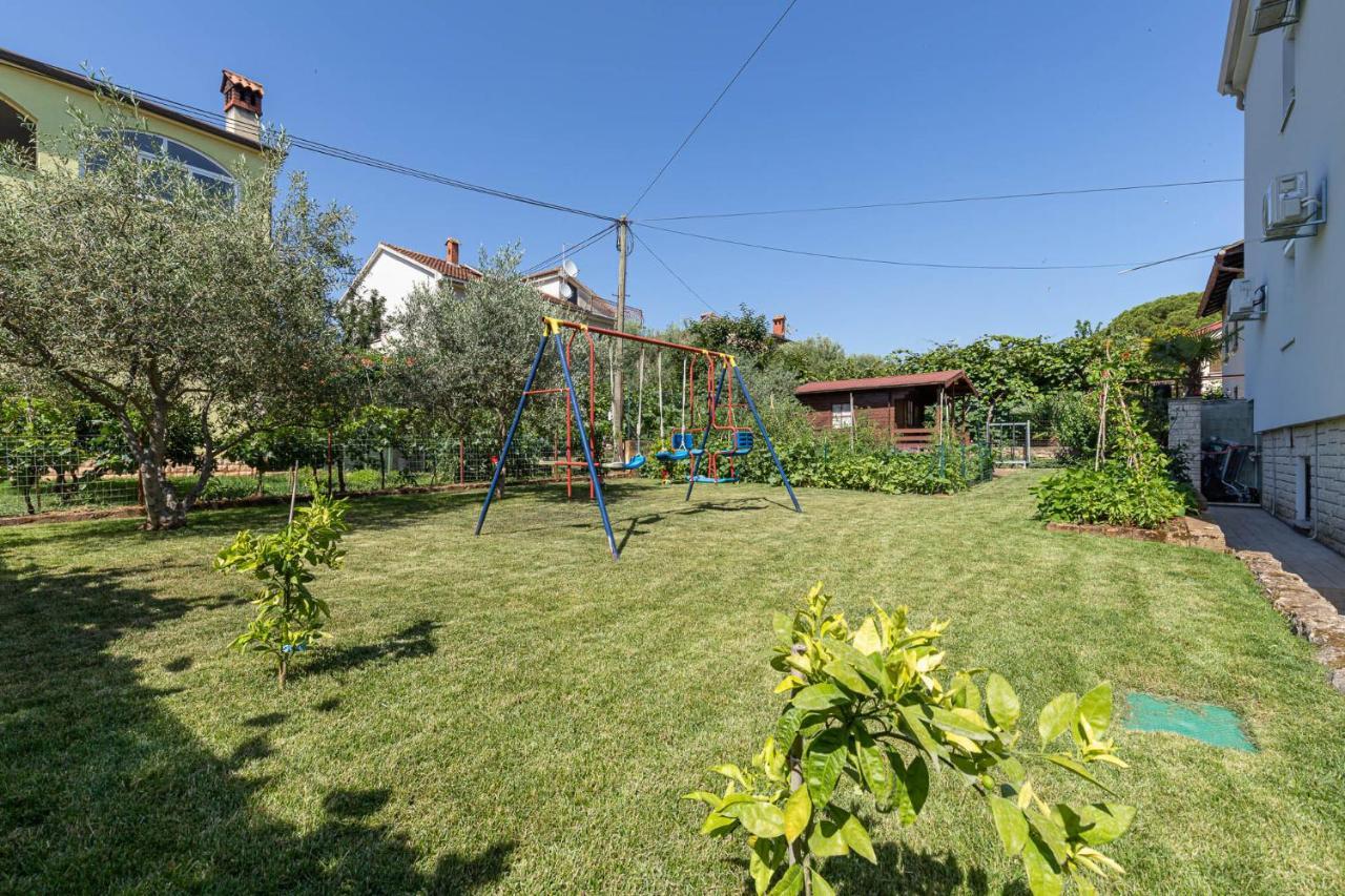 Haus Eva Apartment Новиград Екстериор снимка
